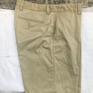 TOMMY BAHAMA Khaki shorts